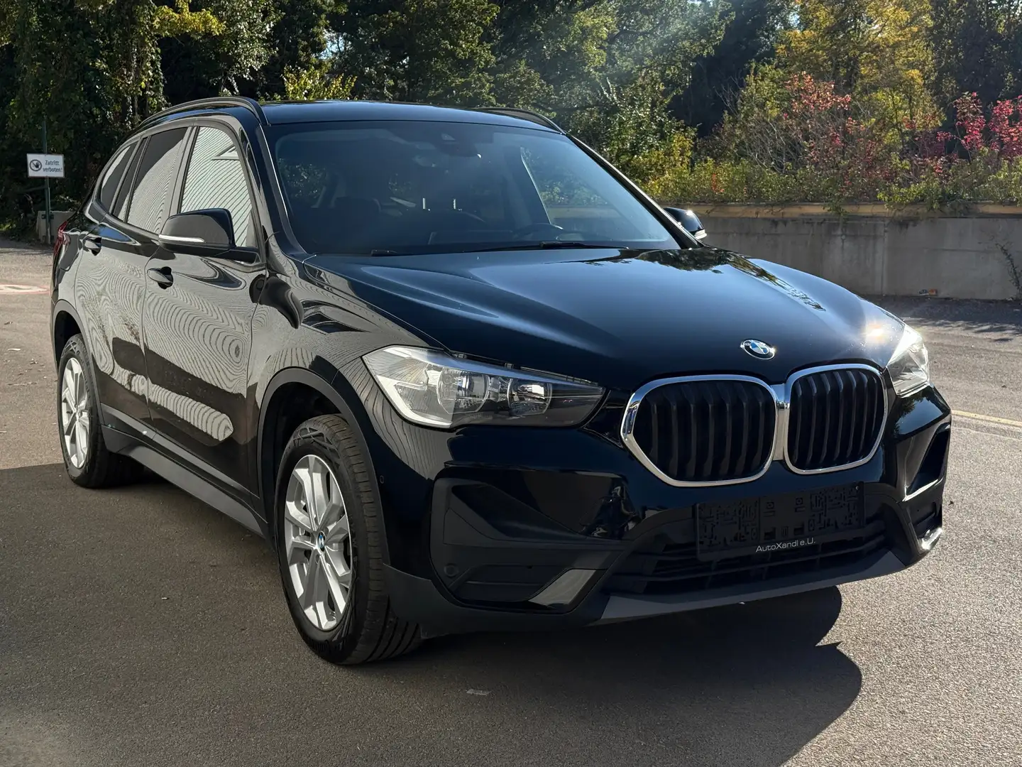 BMW X1 X1 sDrive16d Schwarz - 2