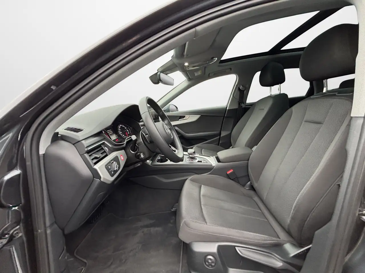 Audi A4 Avant 40 TFSI S tronic advanced 8