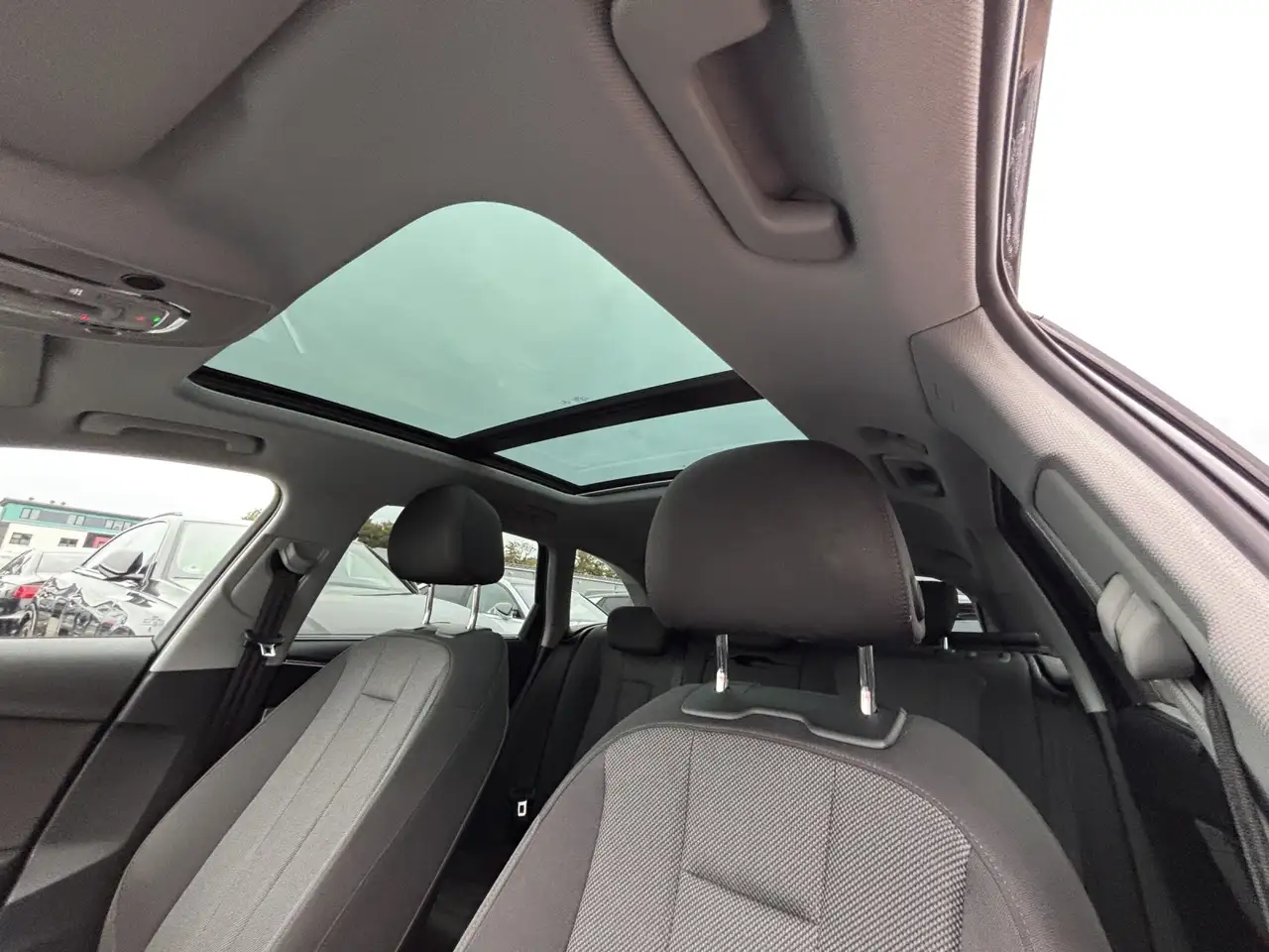 Audi A4 Avant 40 TFSI S tronic advanced 15