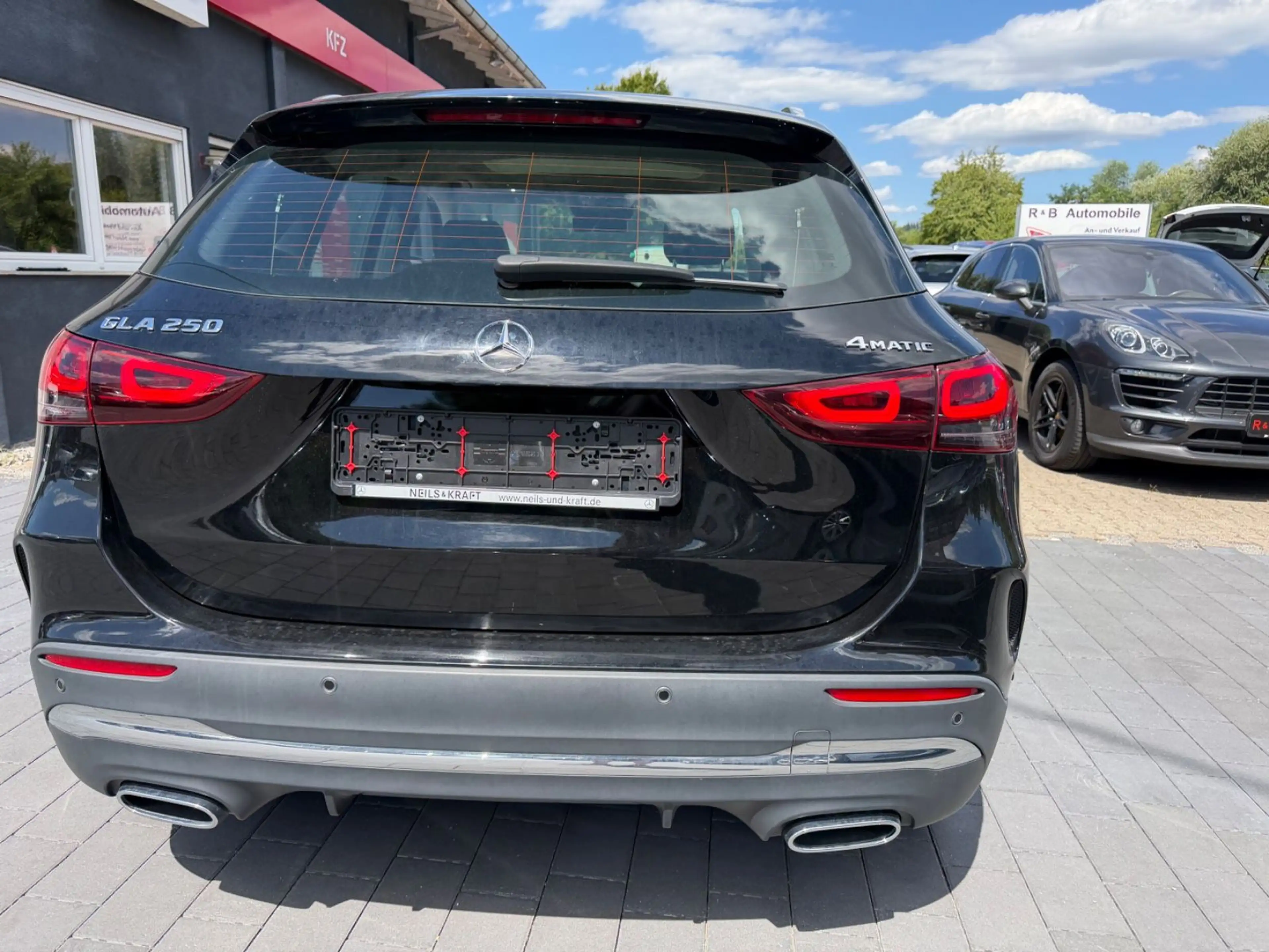 Mercedes-Benz GLA 250 4Matic*AMG-Line*AHK*RFK*Motorschade! — photo 5