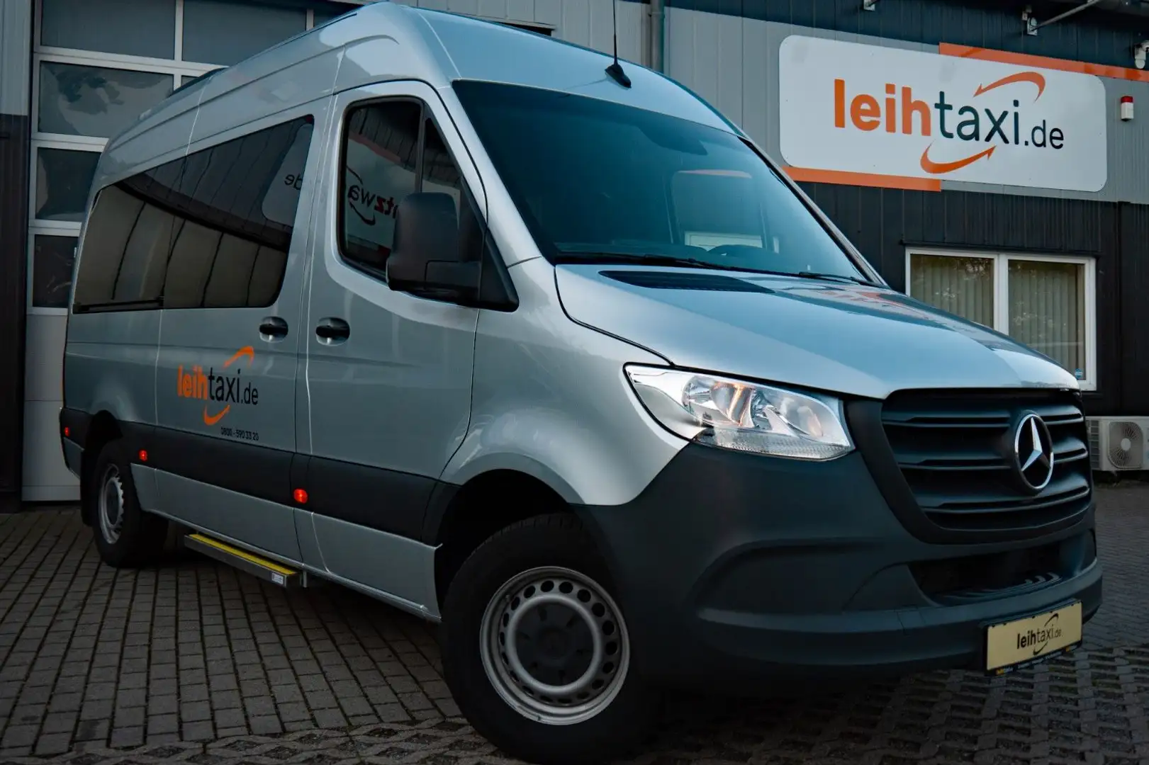 Mercedes-Benz Sprinter 317 WSZ LMW BTW Lift Liegend-Rollstuhl Silver - 2
