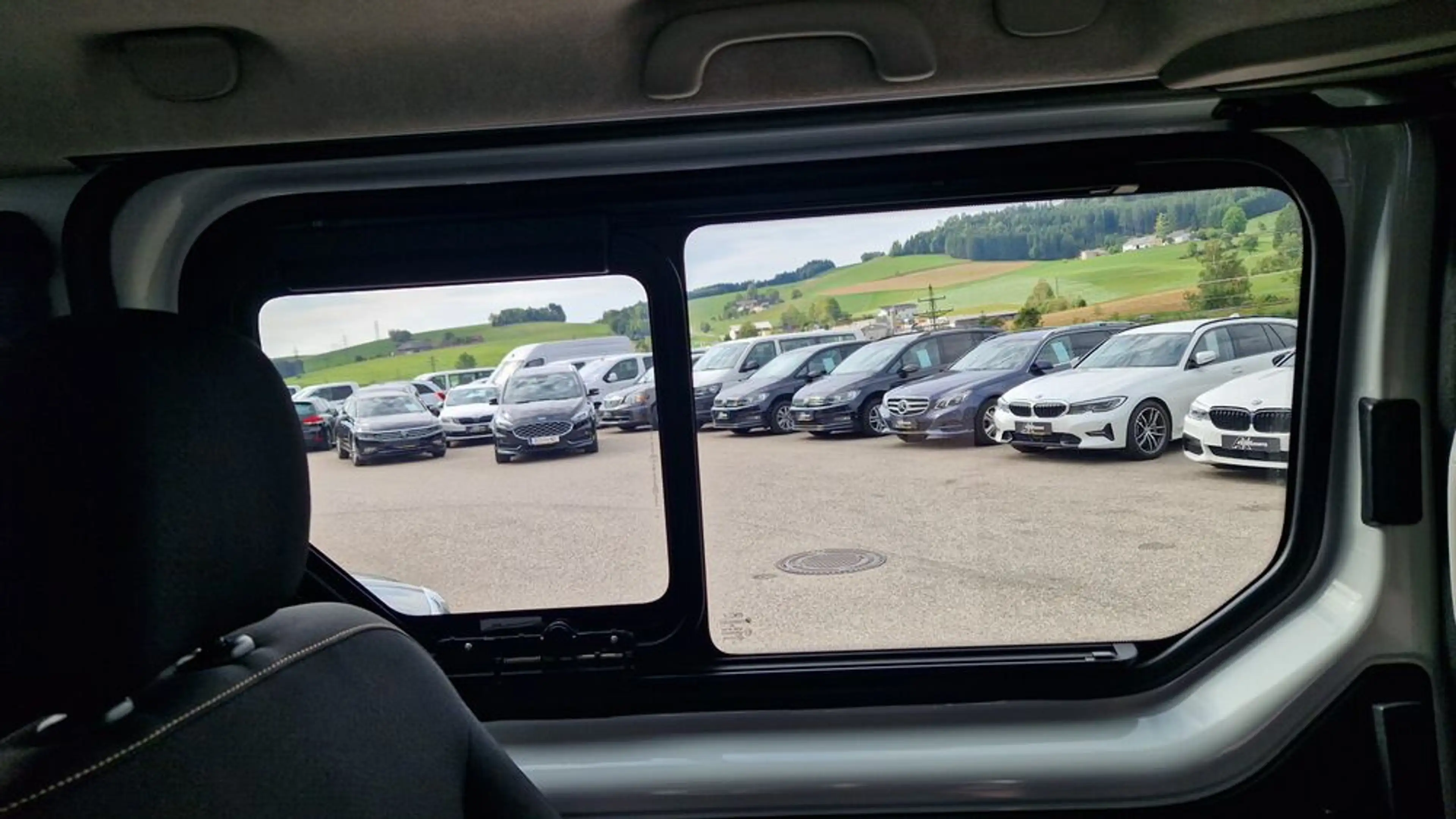 Renault Trafic L1H1 2,9t Expression ''9-Sitzer'' — photo 14