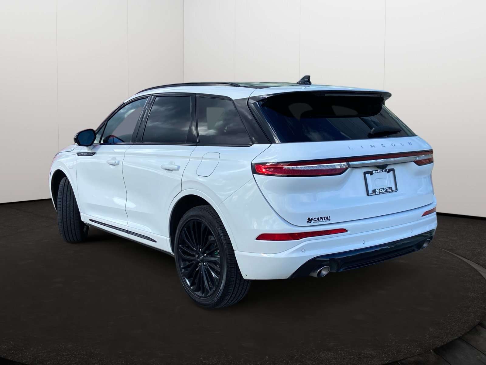 2026 Lincoln Corsair Grand Touring | Jet Appearance Package & 20-Inch B — снимка 1