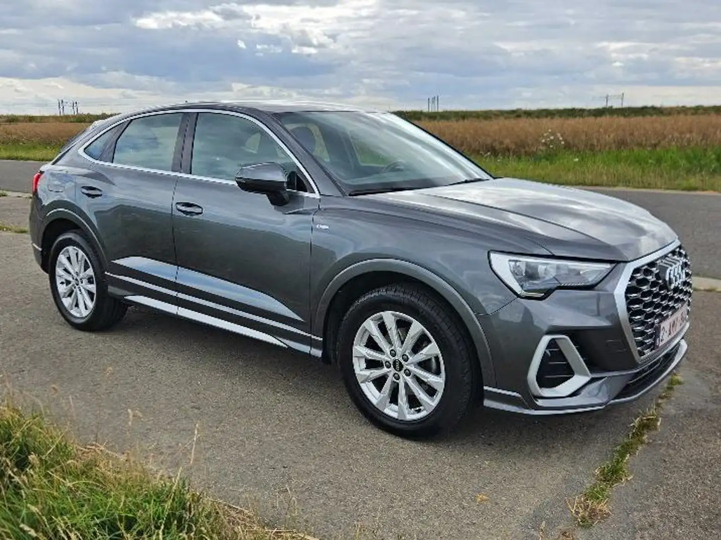 Audi Q3 Q3 Sportback 35 TDi Business Edit. S-line S-tronic Gris - 1