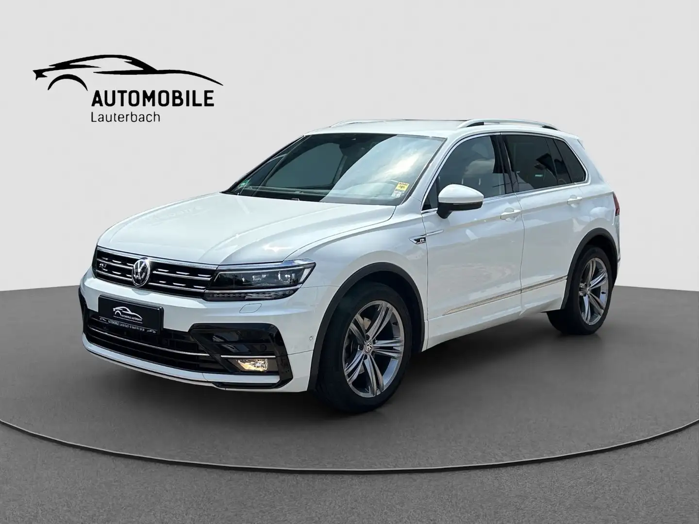 Volkswagen Tiguan 2.0 TDI 2xR-line/KAMERA/AHK/LED/ACC/2.HD Weiß - 1