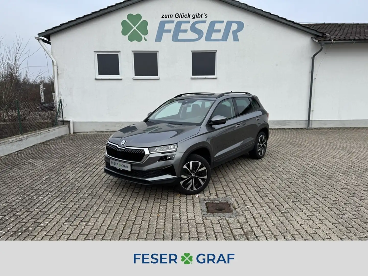 Skoda Karoq Style 1.5 TSI DSG 18" ACC AHK NAVI Grau - 1