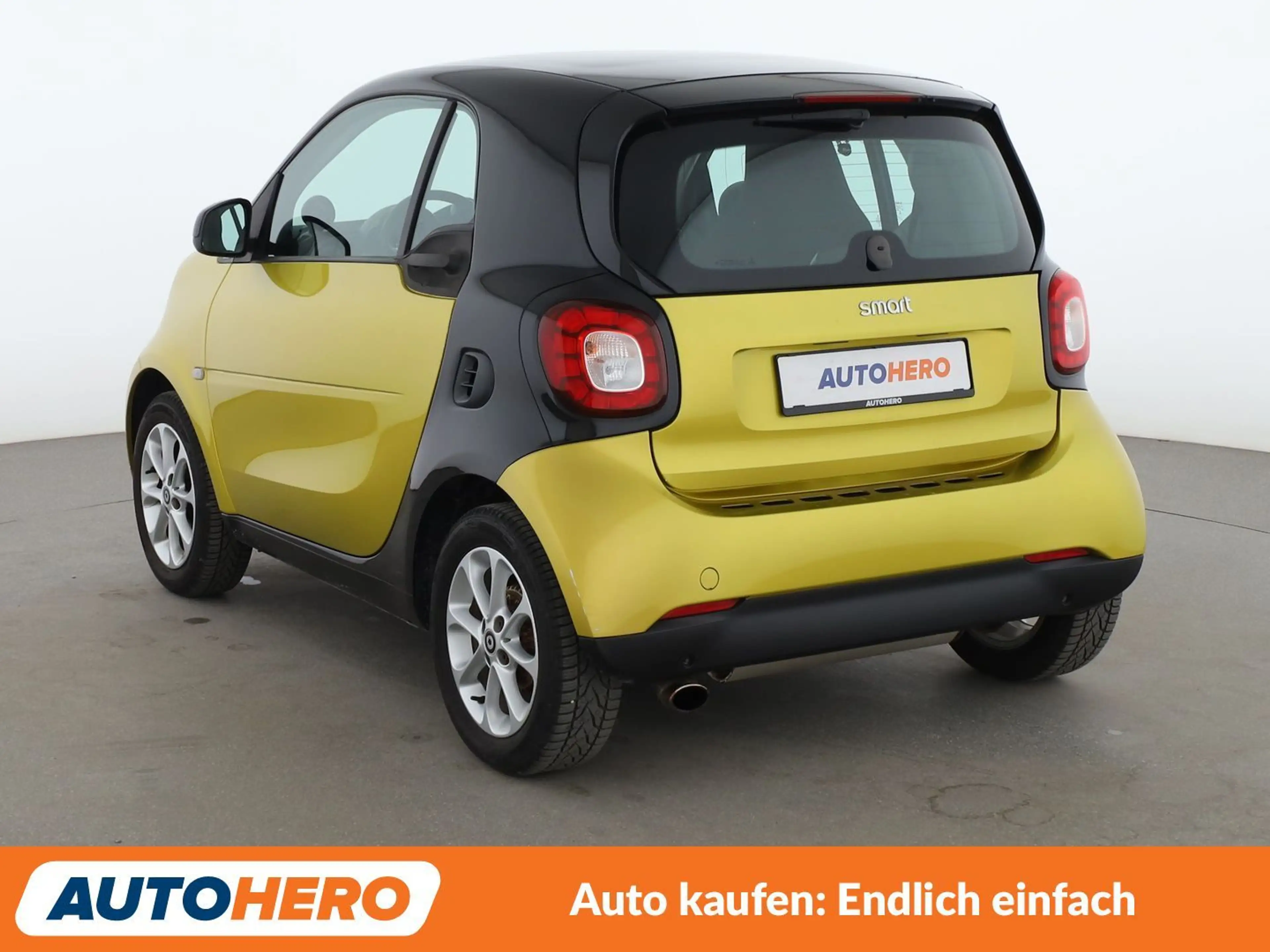 smart forTwo 1.0 passion*NAVI*SHZ*PANO*KLIMA*TEMPO* — photo 4