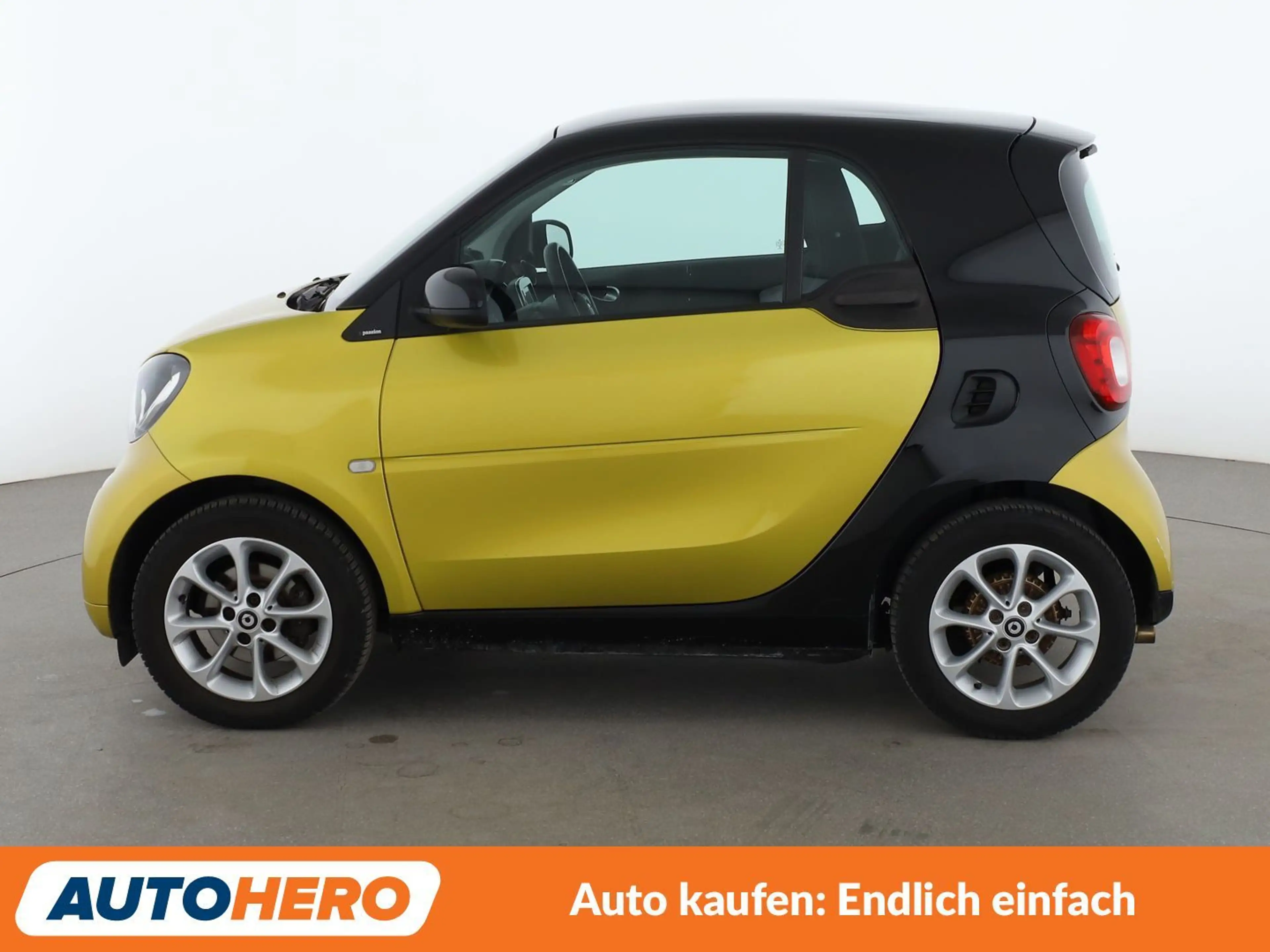 smart forTwo 1.0 passion*NAVI*SHZ*PANO*KLIMA*TEMPO* — photo 3