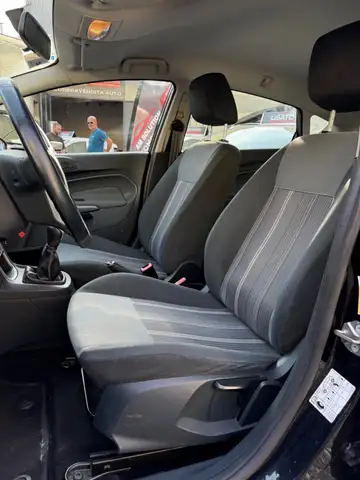 Ford Fiesta view 5