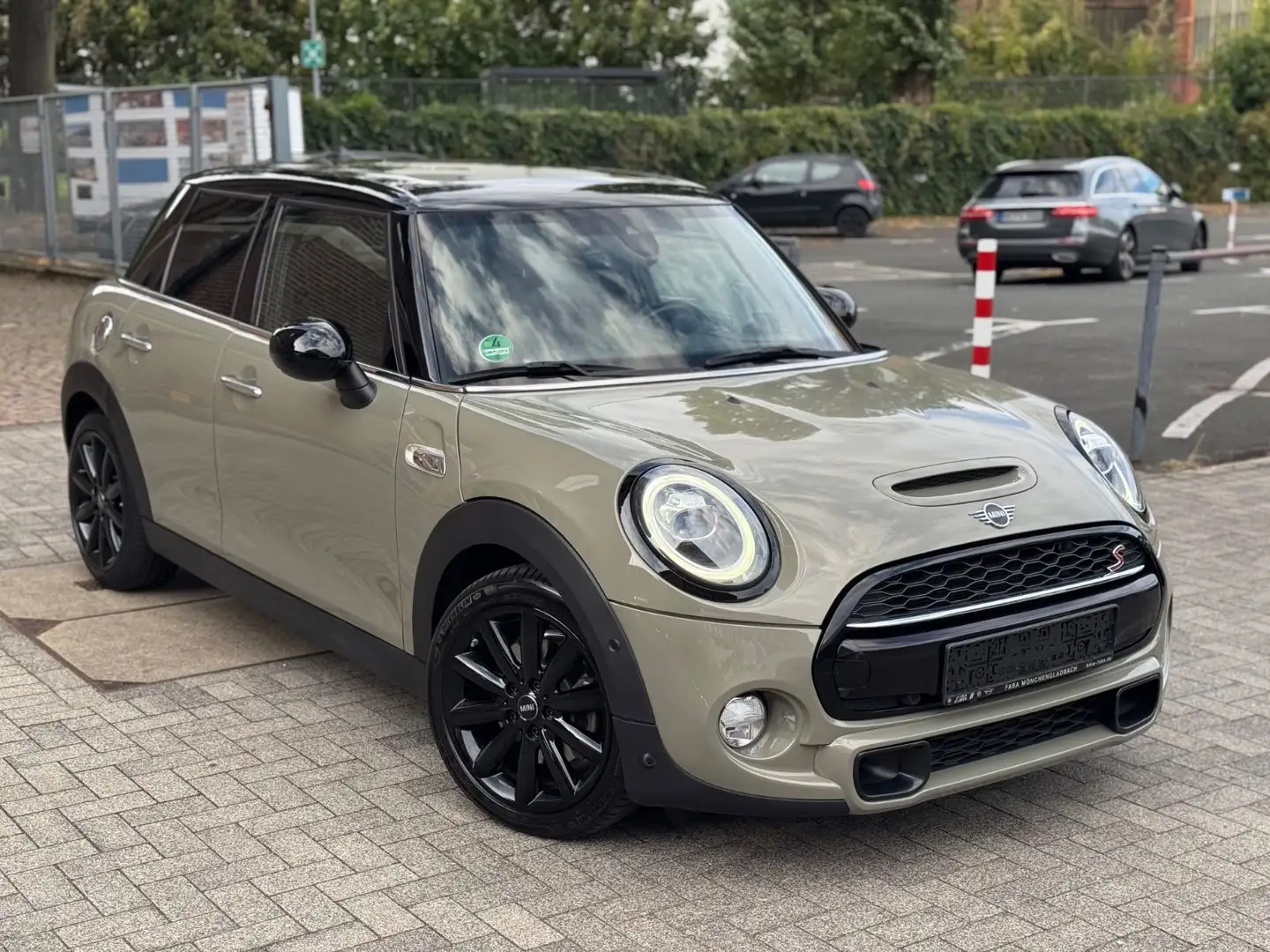 MINI Cooper S Mini 5-trg. Cooper S/Leder/Pano/Voll Gris - 2