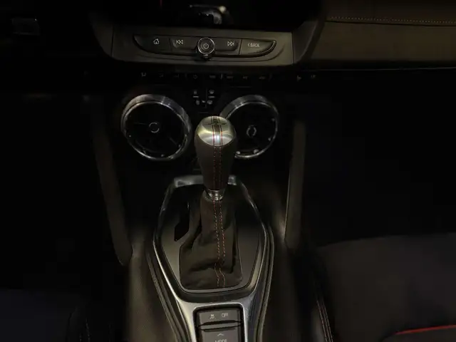 Chevrolet Camaro ZL1 6.2 V8