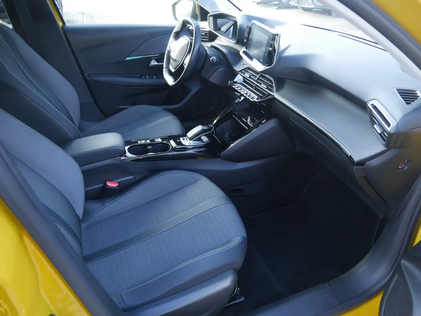 Peugeot e-208 Allure 136 KLIMA PDC RÜCKFAHRKAMERA LED Gelb - 2
