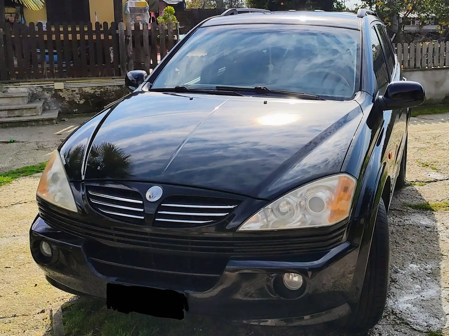 SsangYong Kyron Kyron Xdi 4WD Automatik Active Schwarz - 2