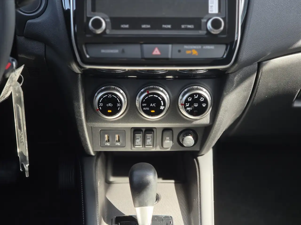 Mitsubishi RVR снимка Mitsubishi RVR