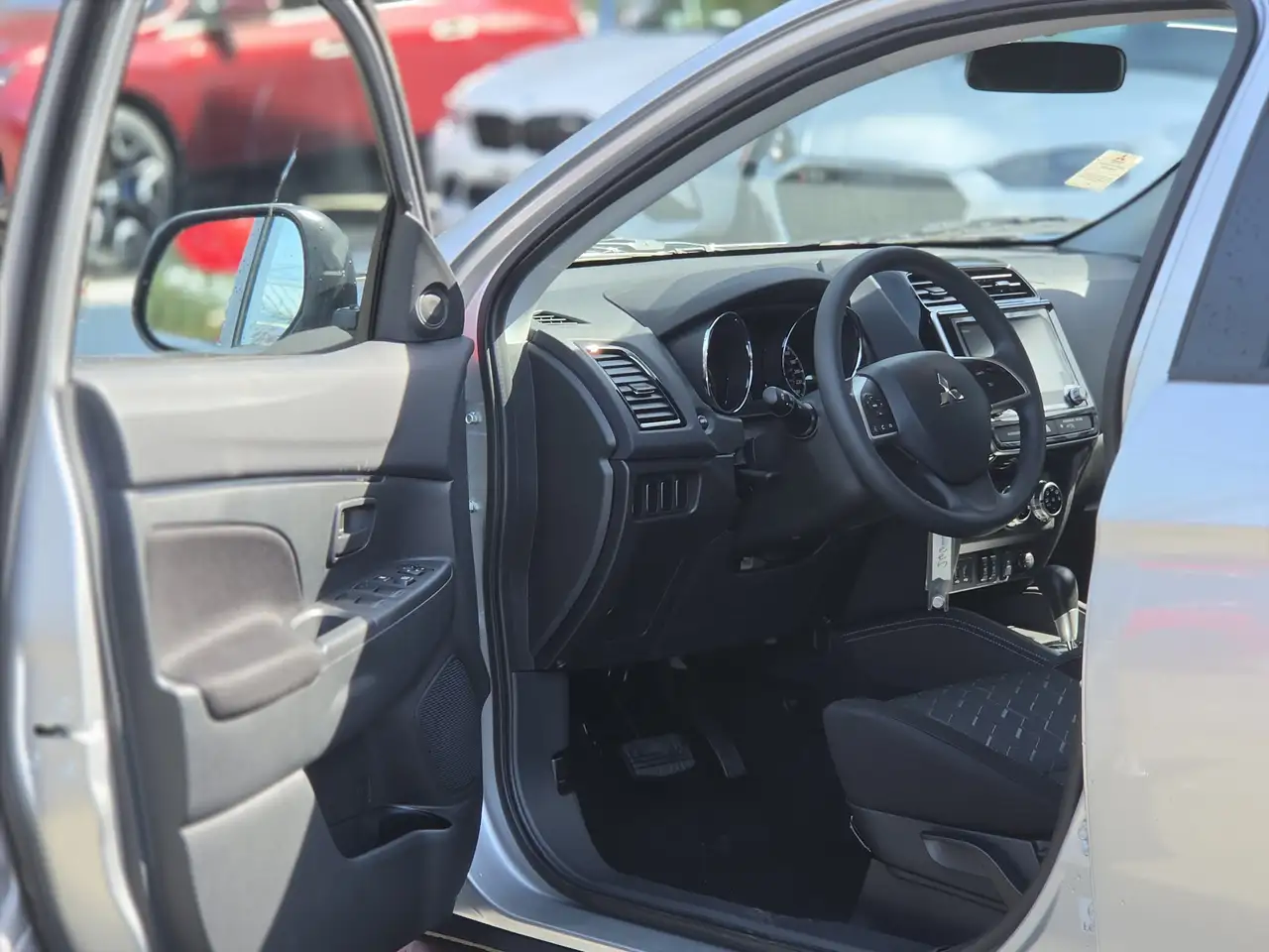 Mitsubishi RVR снимка Mitsubishi RVR