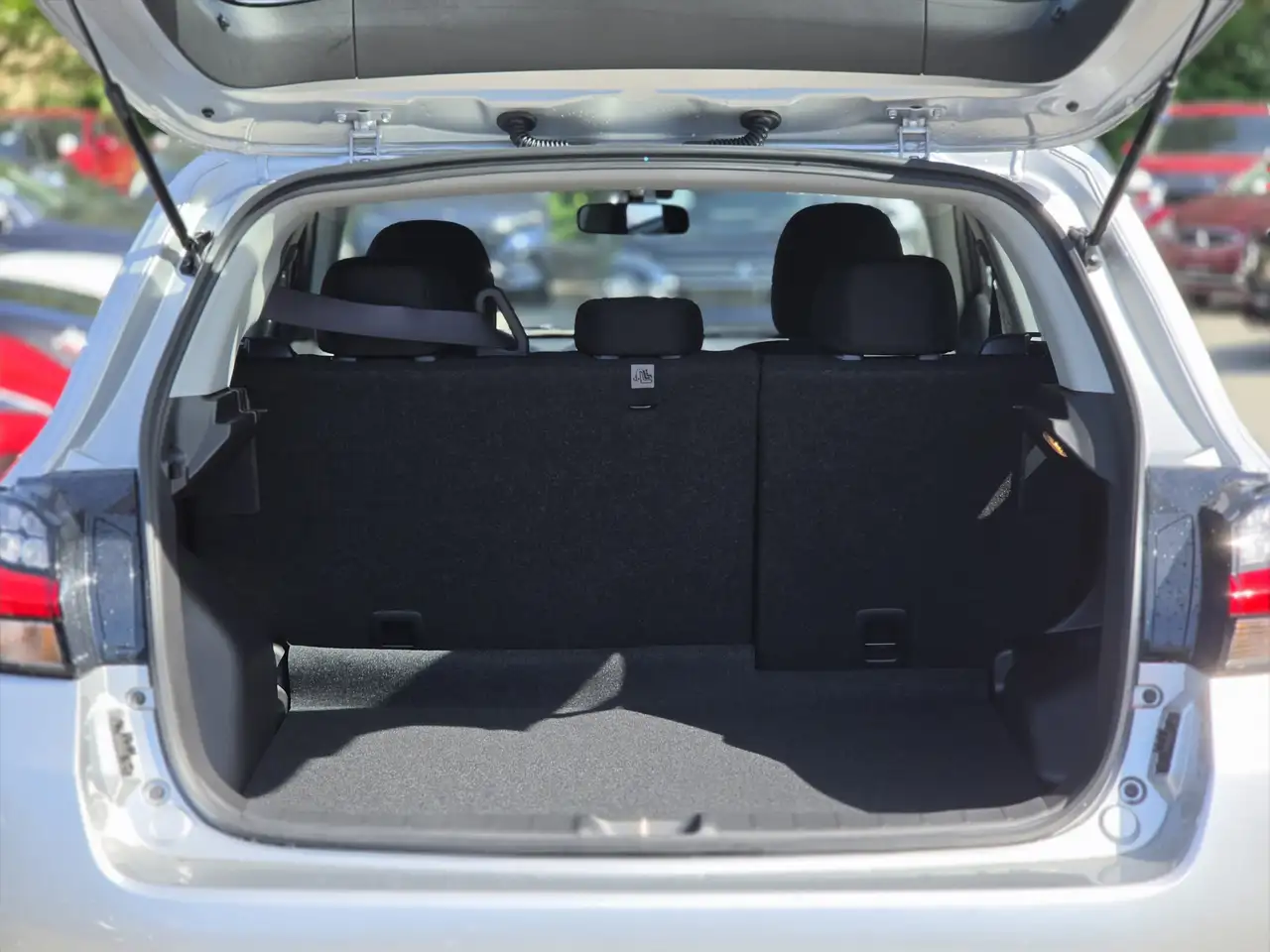 Mitsubishi RVR снимка Mitsubishi RVR
