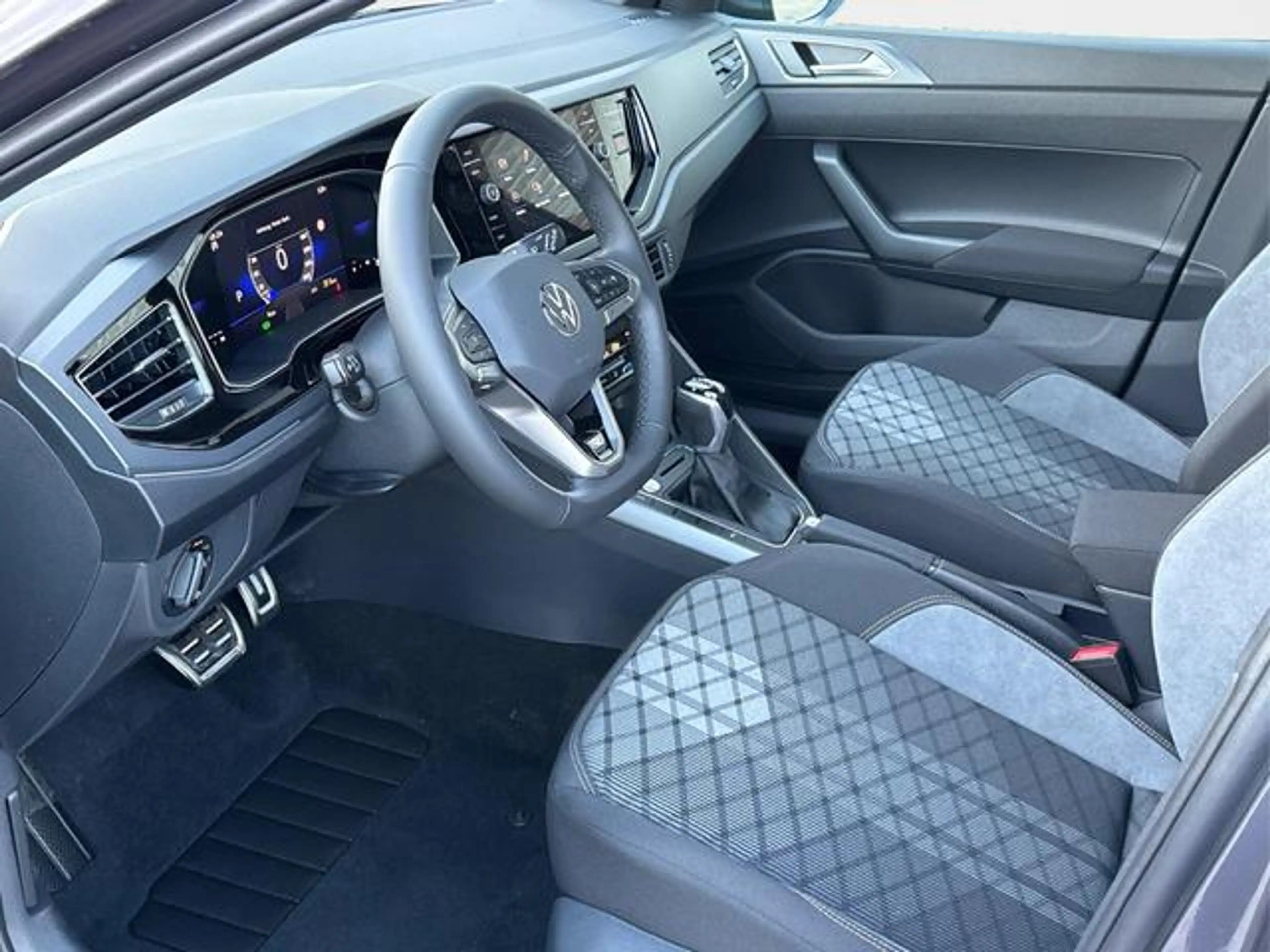Volkswagen Taigo R-Line MATRIX+Keyless+KAMERA+18""ALU+ACC... — photo 9