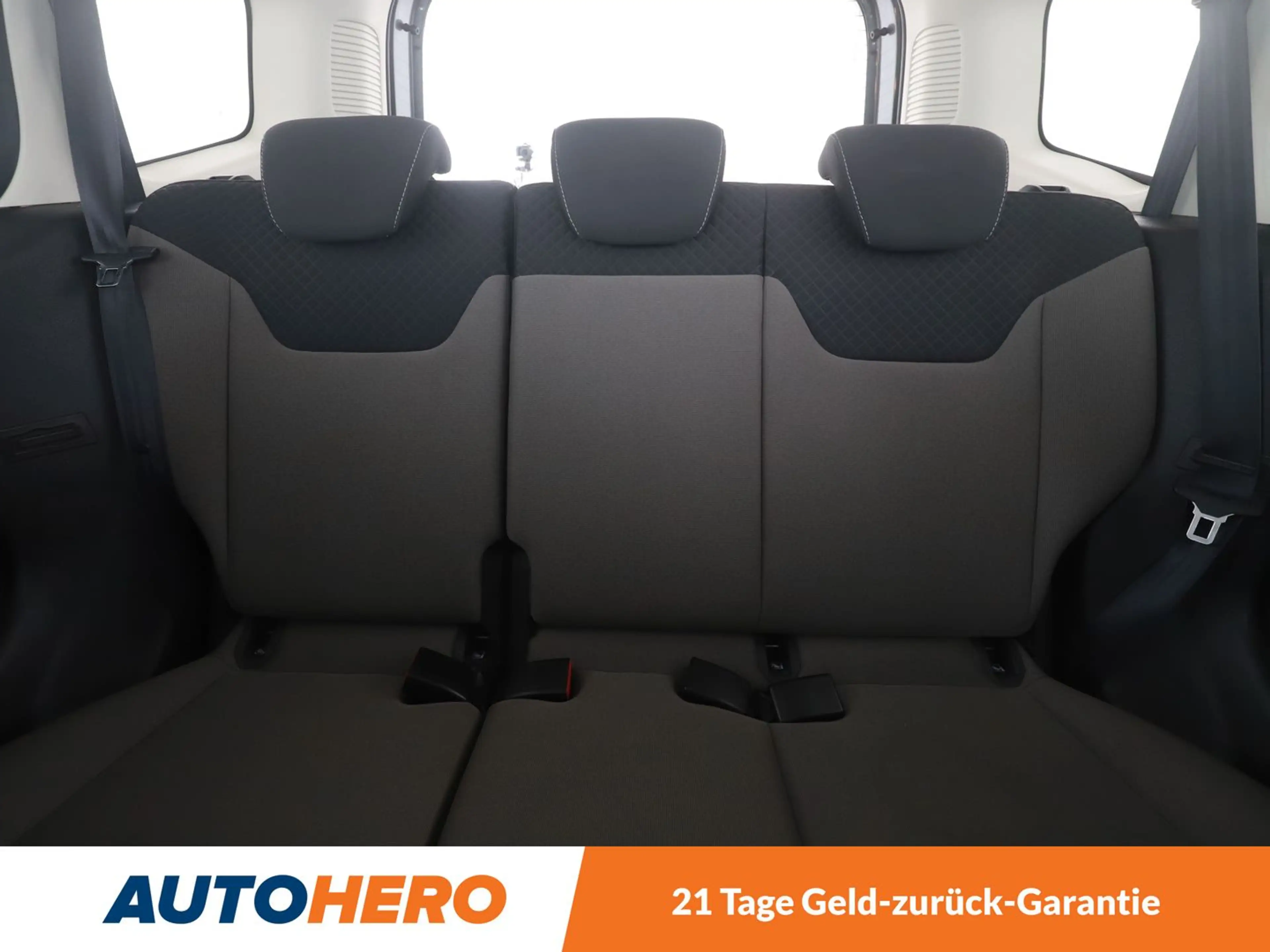 Ford Tourneo 1.0 EcoBoost Titanium *TEMPO*NAVI*SHZ*KLIMA*BT* — photo 15