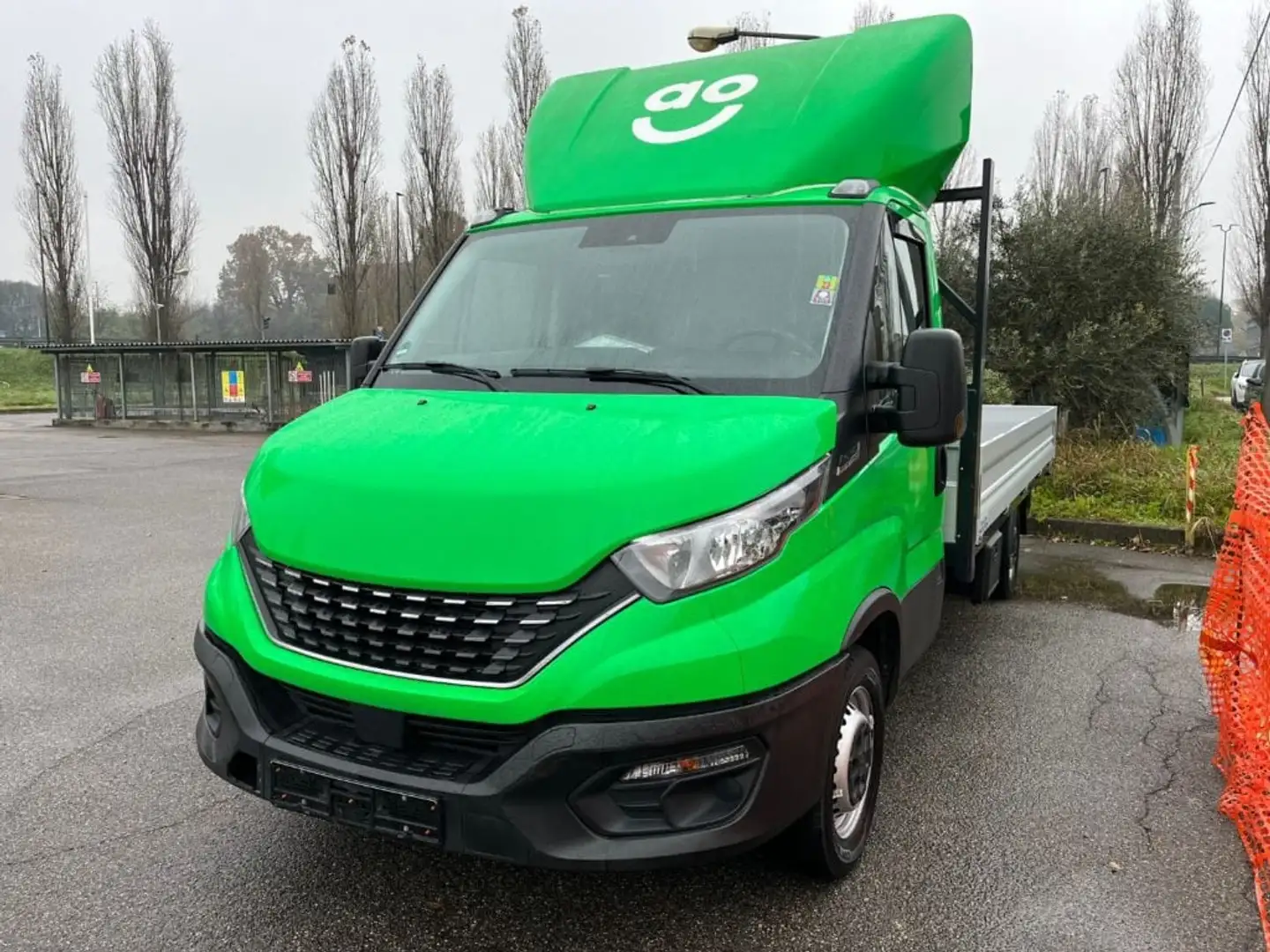 Iveco Daily 35S14HA8V 2.3 HPT Cassonato Hi-Matic Verde - 1