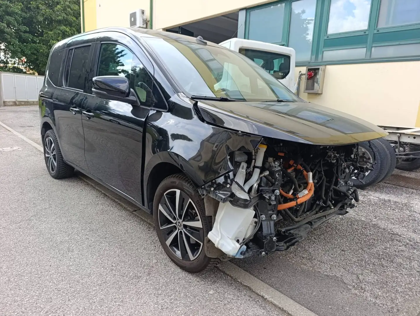 Mercedes-Benz EQT EQT 200 Schwarz - 1