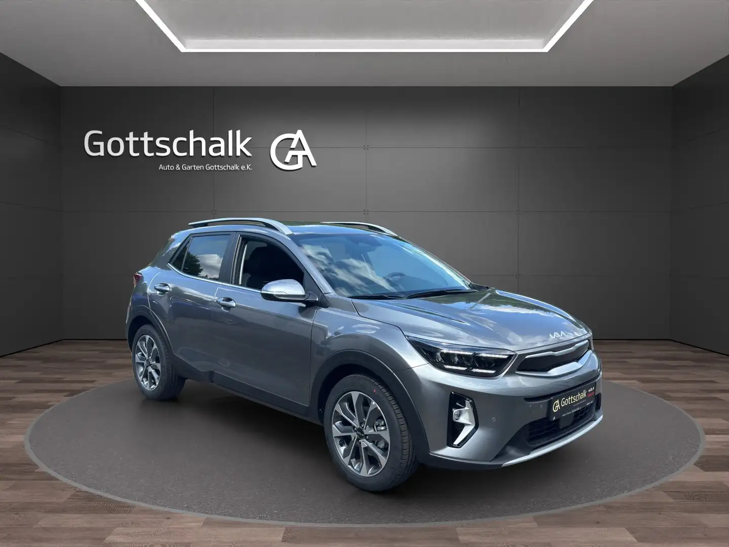 Kia Stonic 1.0 T-GDI DCT Spirit Grau - 2