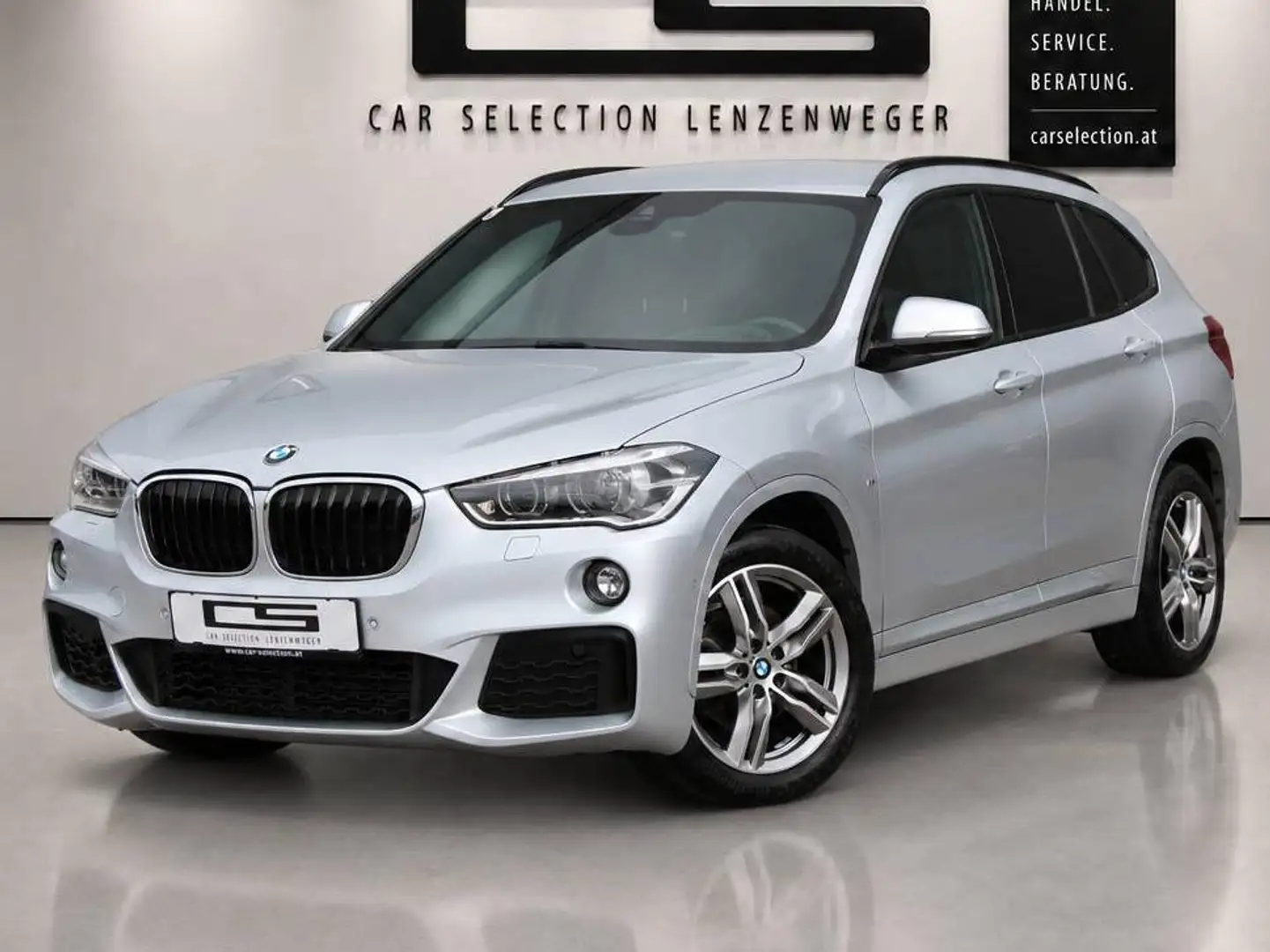 BMW X1 xDrive 18 d M Sport*HeadUp*ACC* Silber - 1