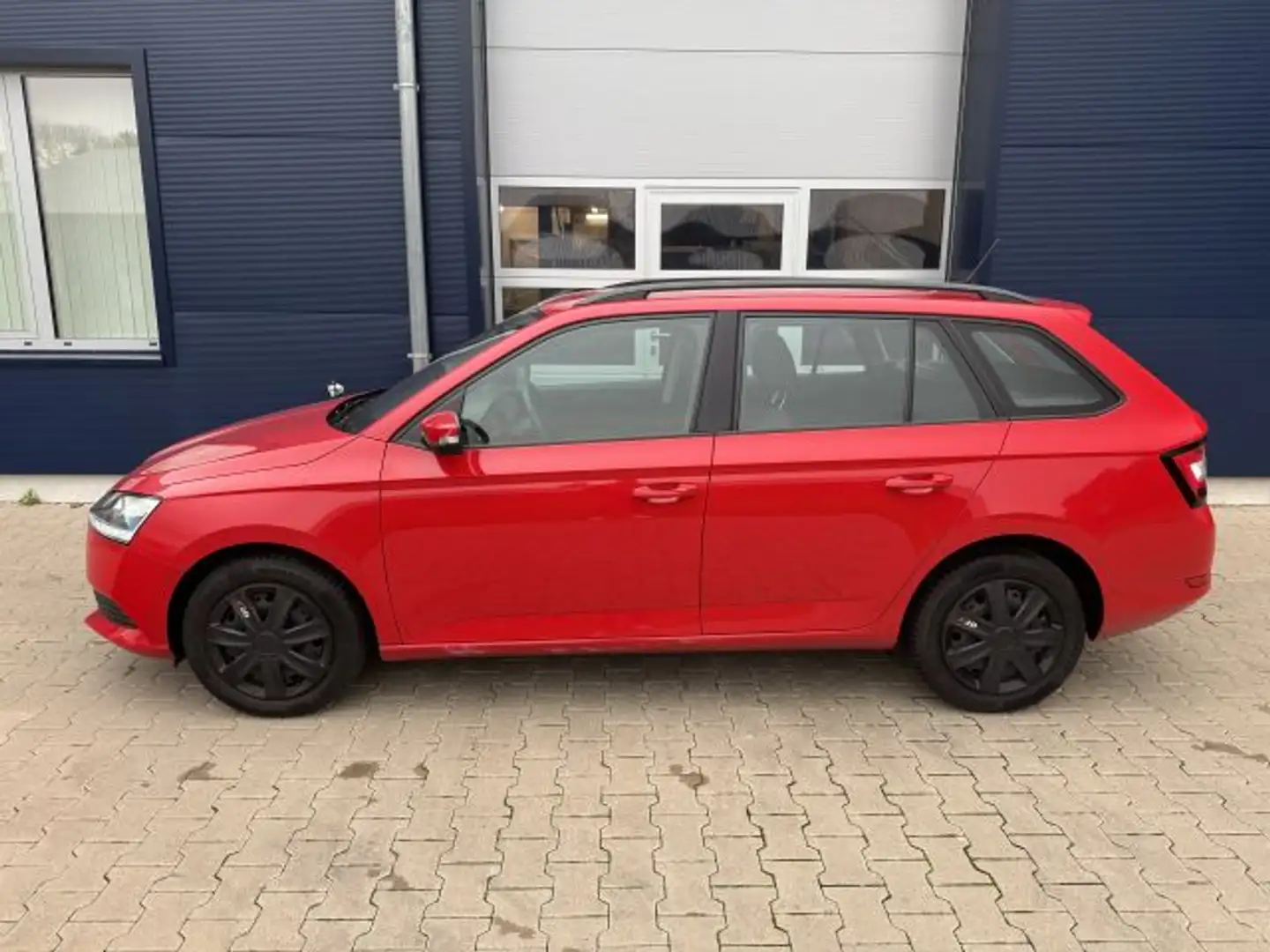 Skoda Fabia Combi 1.0 MPI Cool Plus Rot - 2
