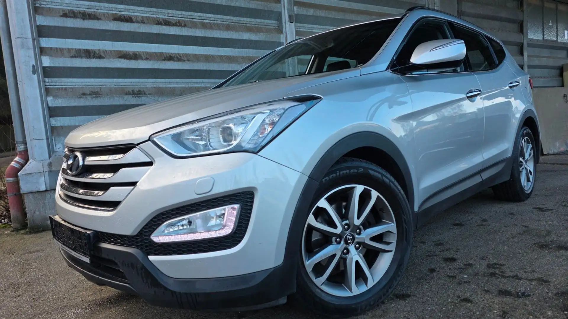 Hyundai SANTA FE 2.2+LEDER+4X4+GARANTIE+TÜV+KAMERA+PARKS Silber - 2
