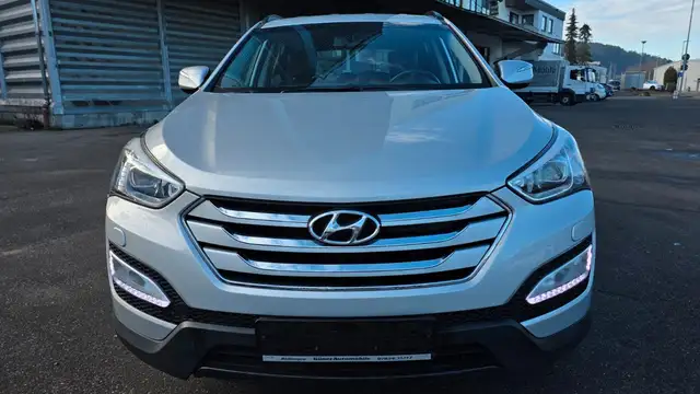 Hyundai SANTA FE 2.2+LEDER+4X4+GARANTIE+TÜV+KAMERA+PARKS
