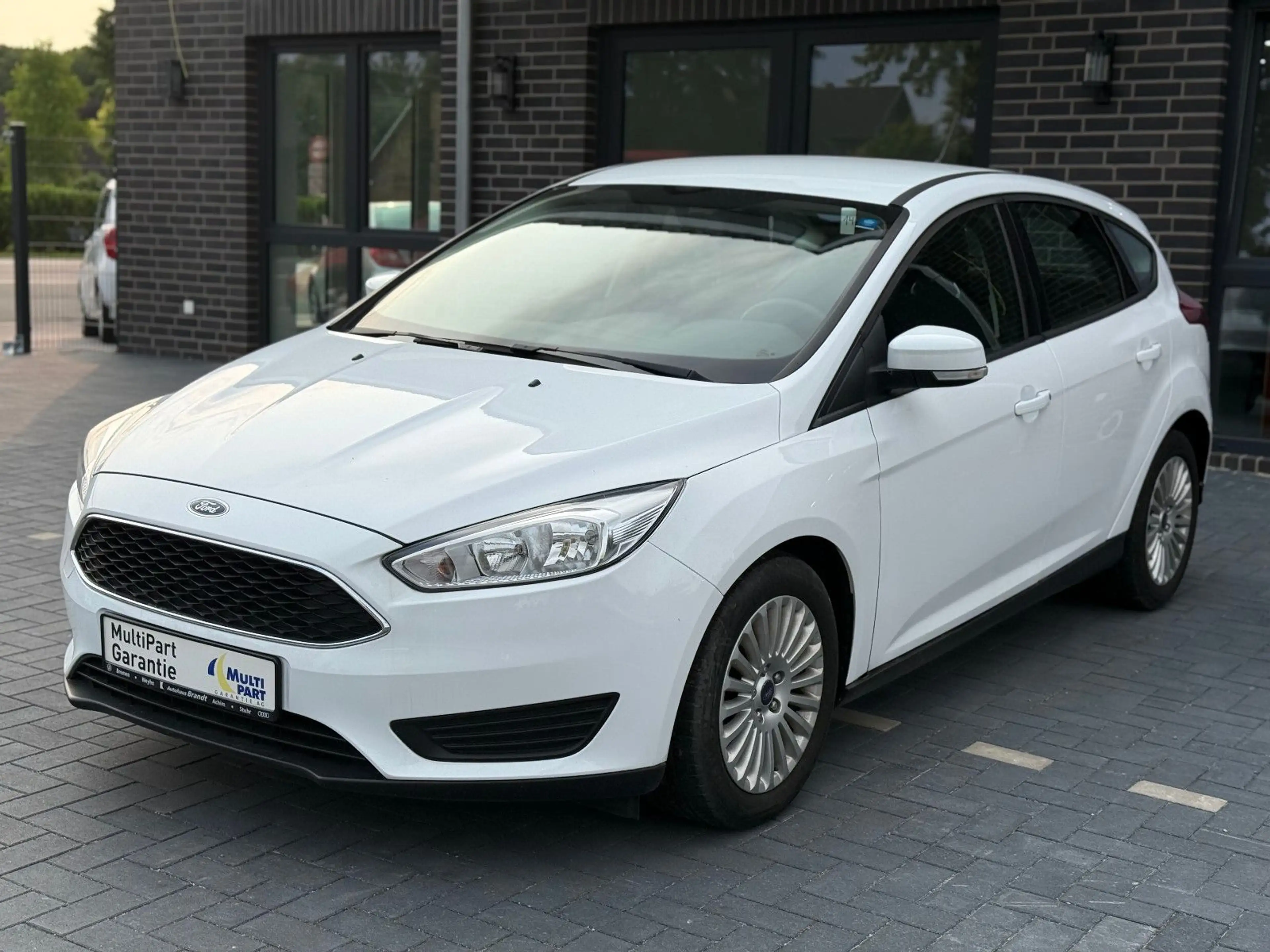 Ford Focus Limousine Trend*Klima*SHZ*Ele.Fen*1 Hand