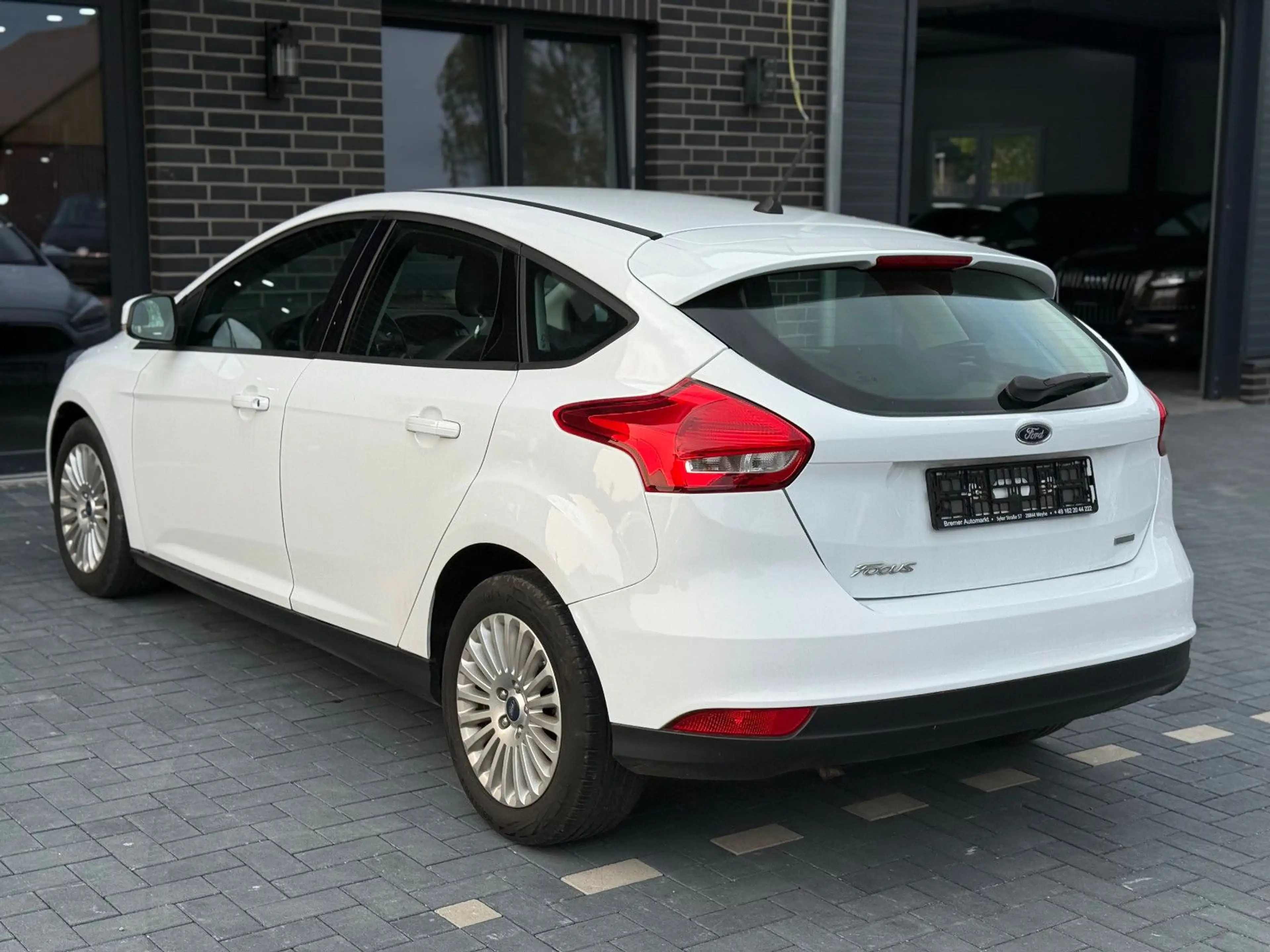 Ford Focus Limousine Trend*Klima*SHZ*Ele.Fen*1 Hand — photo 7