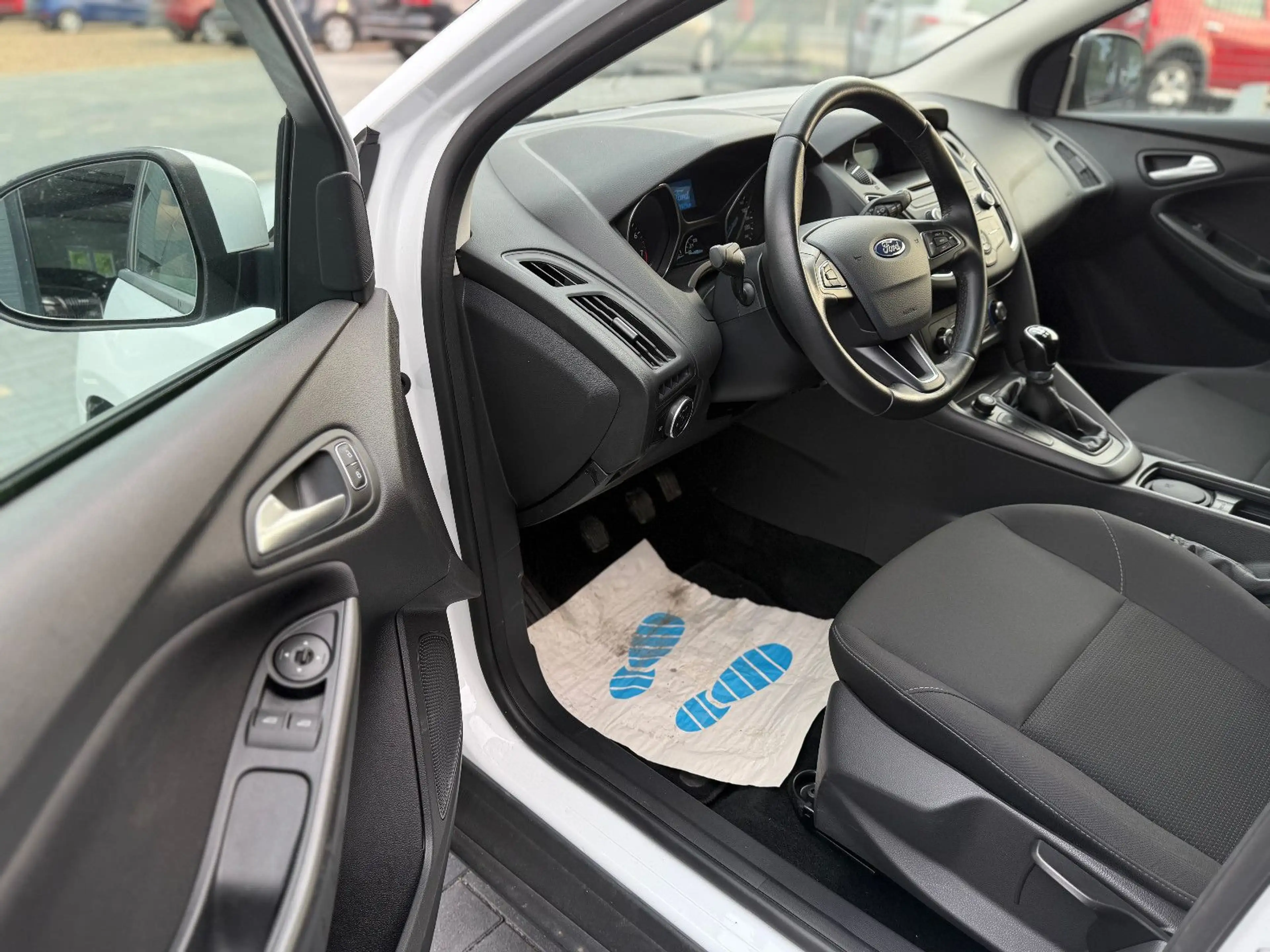 Ford Focus Limousine Trend*Klima*SHZ*Ele.Fen*1 Hand — photo 15
