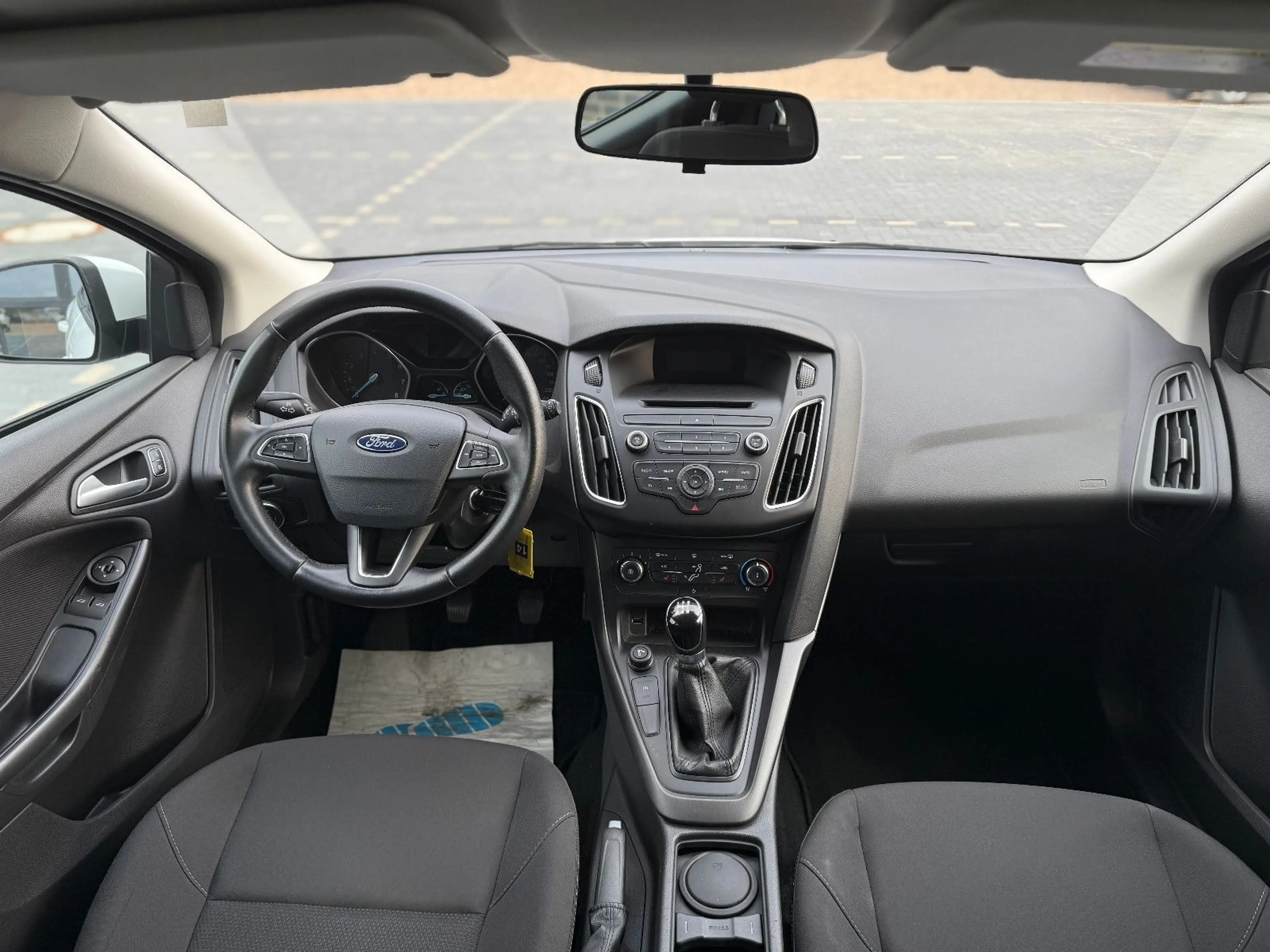 Ford Focus Limousine Trend*Klima*SHZ*Ele.Fen*1 Hand — photo 13