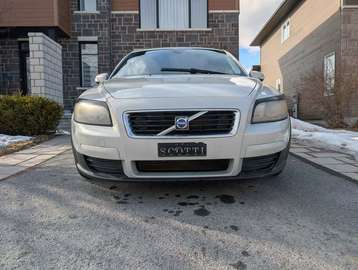 Base 2D Hatchback 2.4