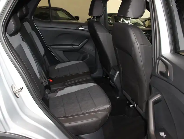 Volkswagen T-Cross view 10