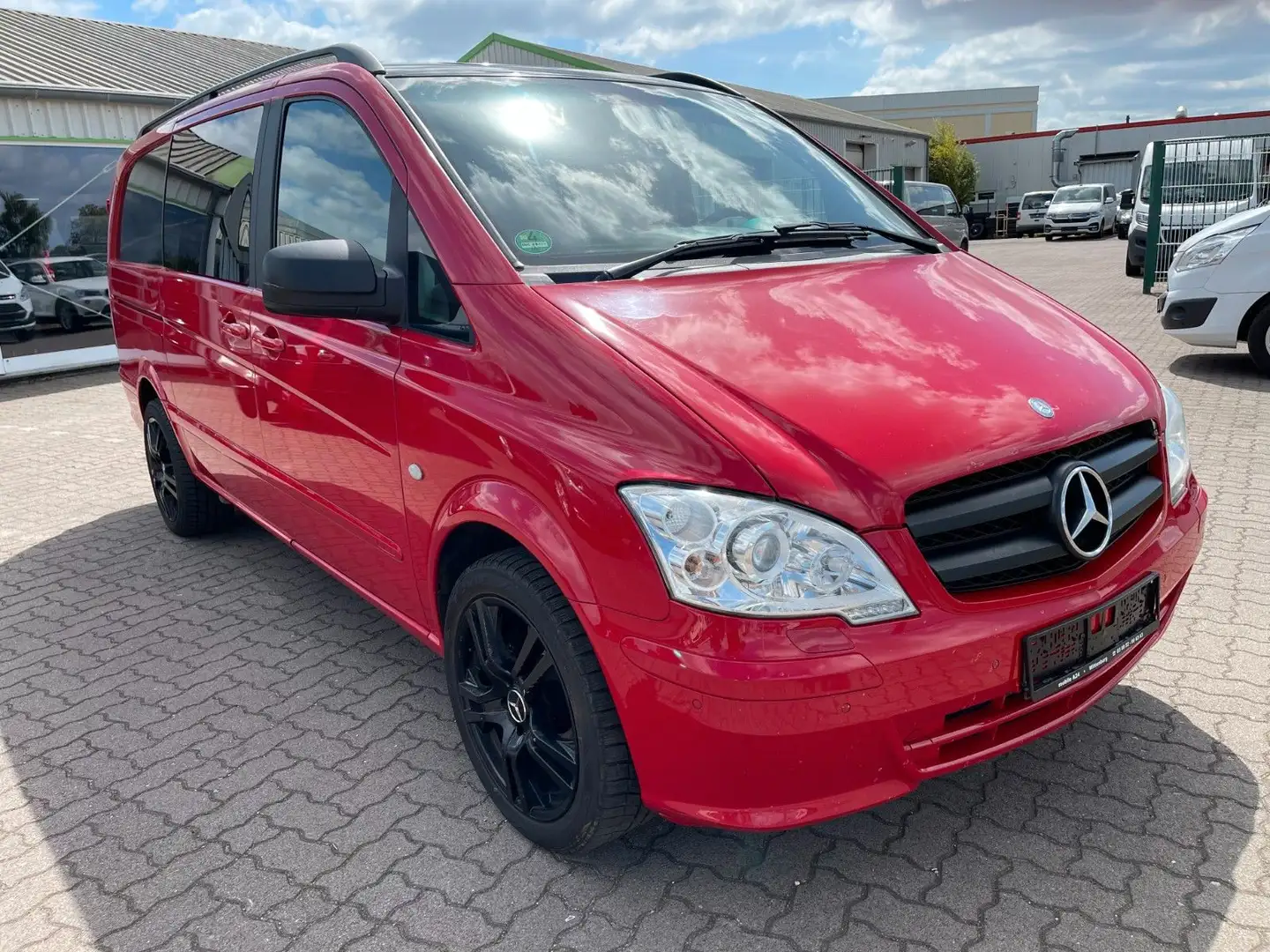 Mercedes-Benz Vito Mixto 122CDI lang  2 SCHIEBETÜREN XENON AHK Rot - 1