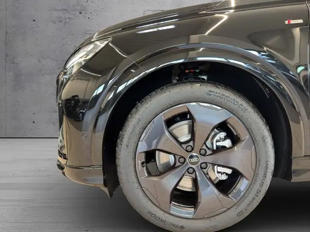 Audi Q4 E-Tron view 4