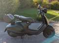 Vespa 946 Vespa 946 Armani : édition limitée ! Nero - thumbnail 1