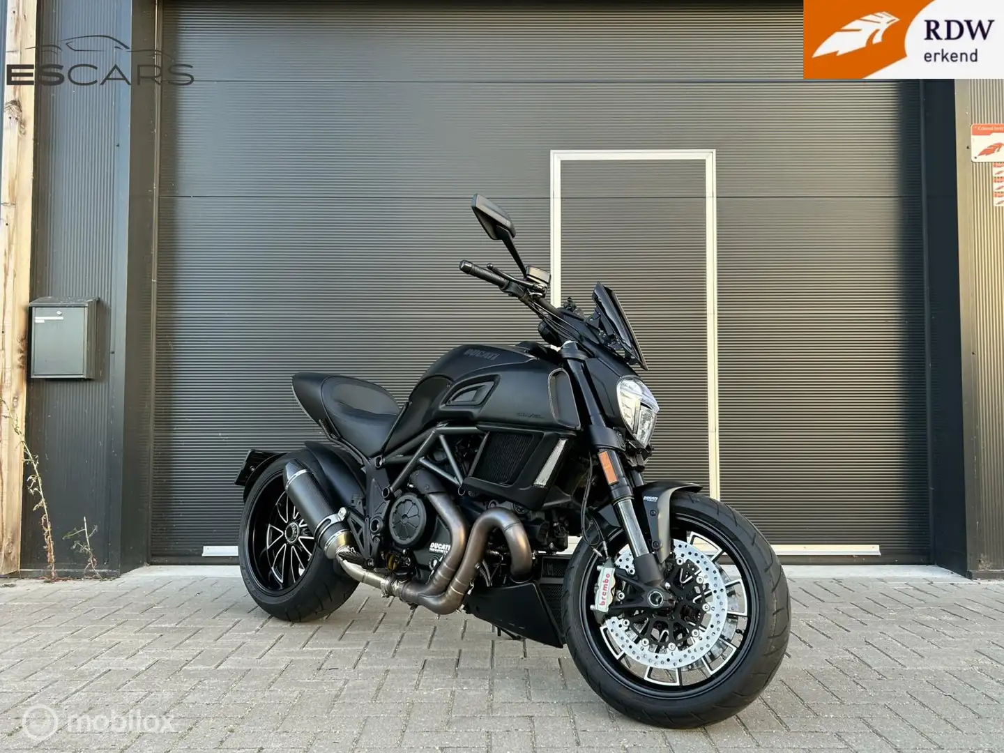 Ducati Diavel Carbon - 1