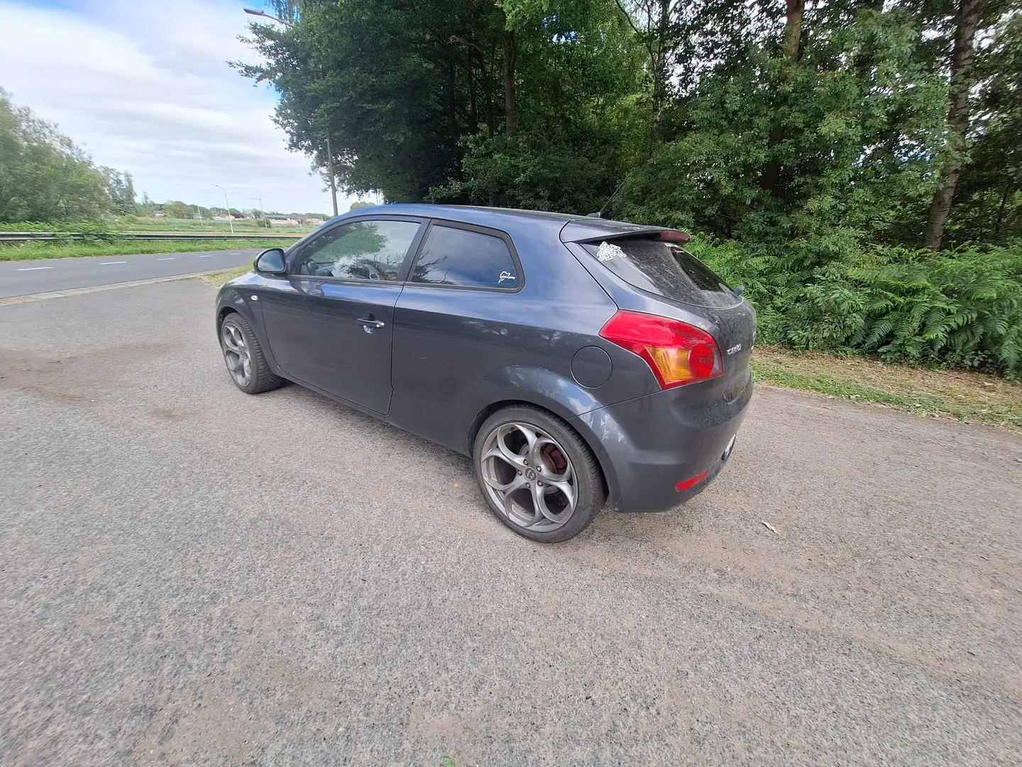 Kia Ceed / cee'd 1.4i Grijs - 2