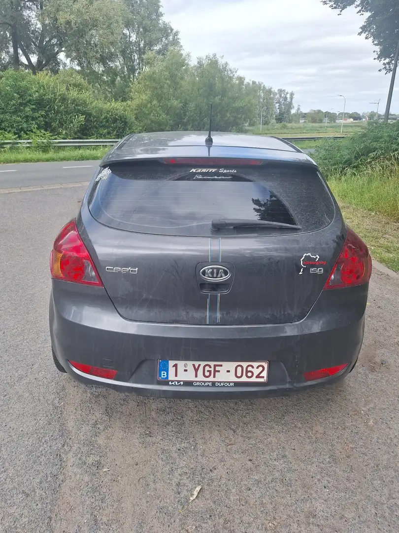 Kia Ceed / cee'd 1.4i Grijs - 1