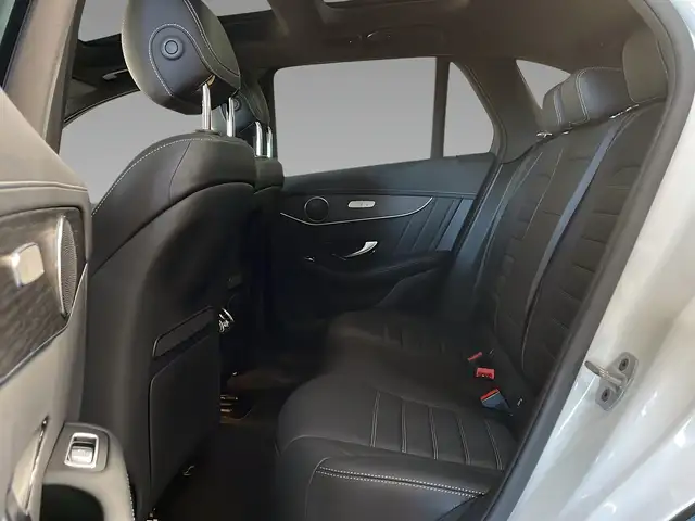 Mercedes-Benz 300 view 10