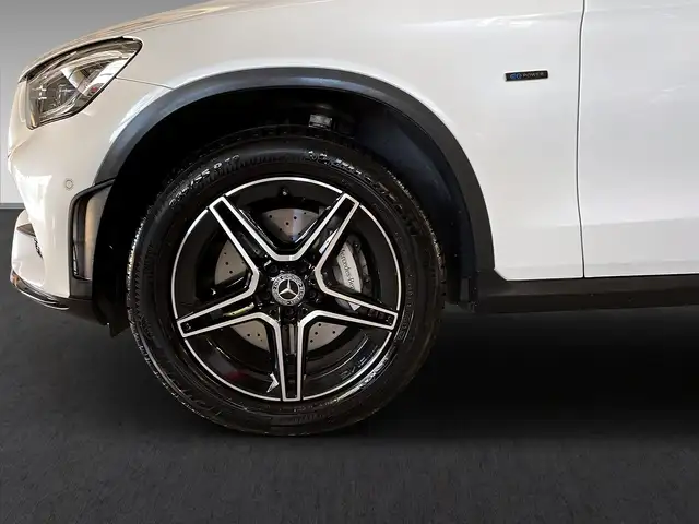Mercedes-Benz 300 view 4