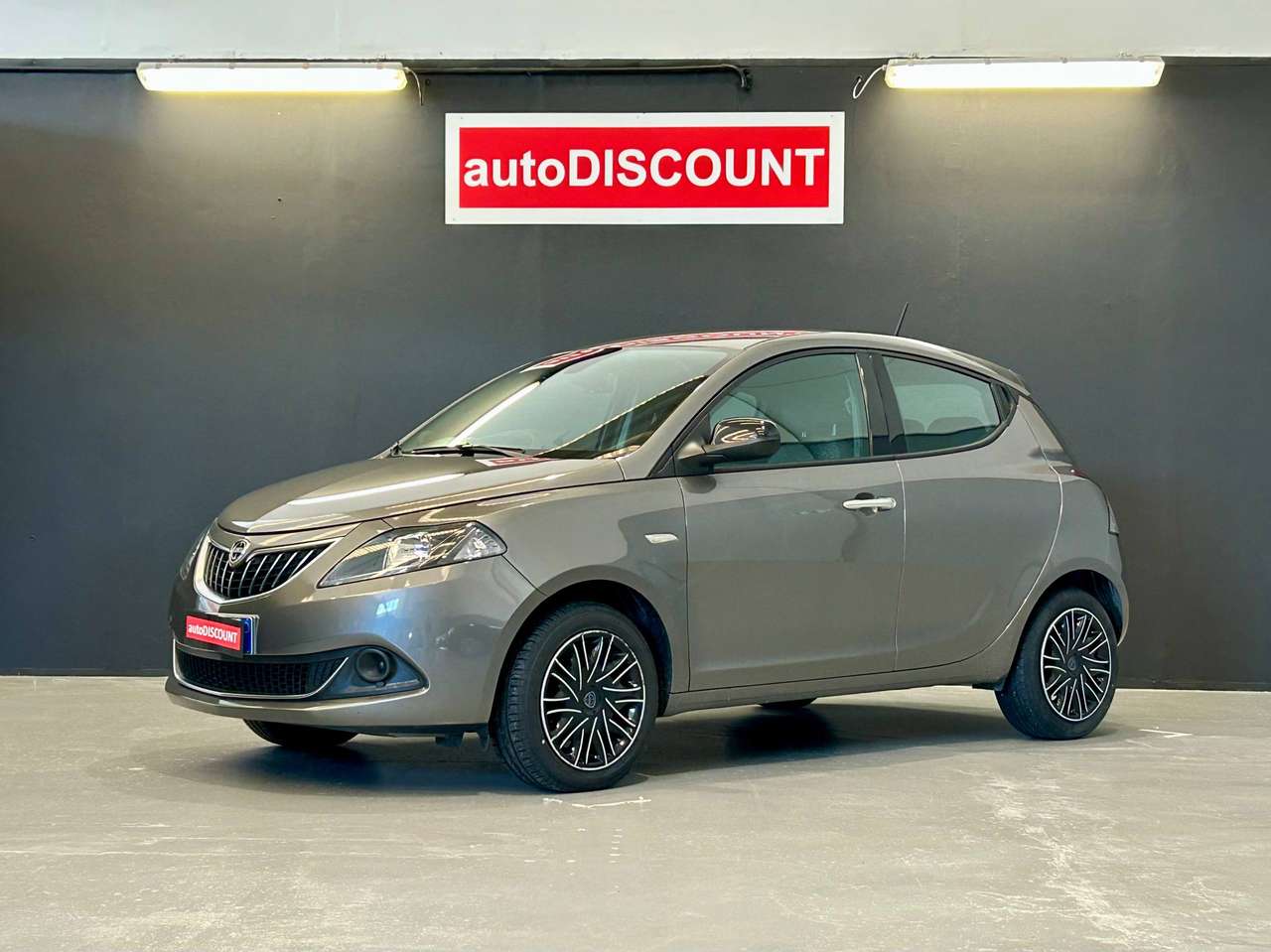 Lancia Ypsilon Ypsilon 1.0 firefly hybrid Silver *PREZZO PROMO*
