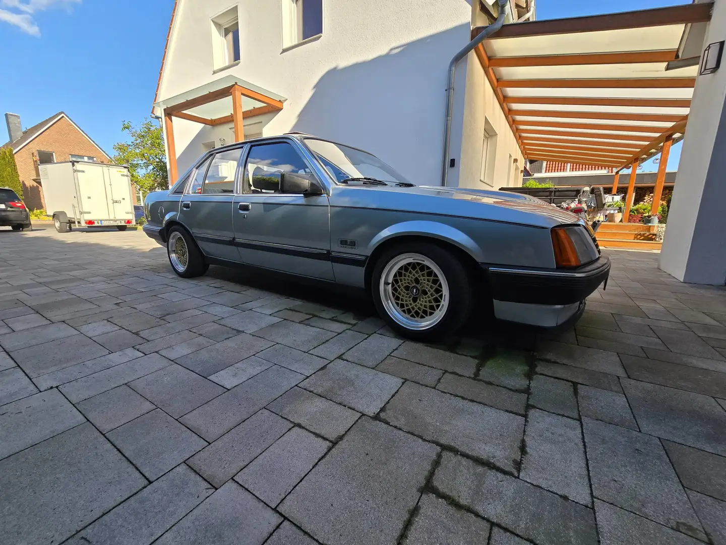 Opel Rekord Rekord e Exklusiv Albastru - 2