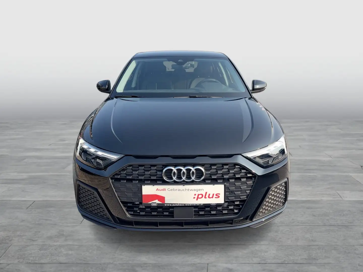 Audi A1 25 TFSI intense Schwarz - 2