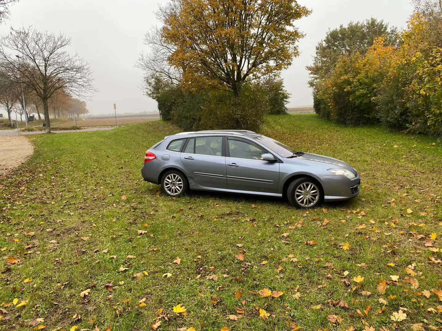 Renault Laguna Laguna Grandtour 2.0 dCi FAPInitiale - 2