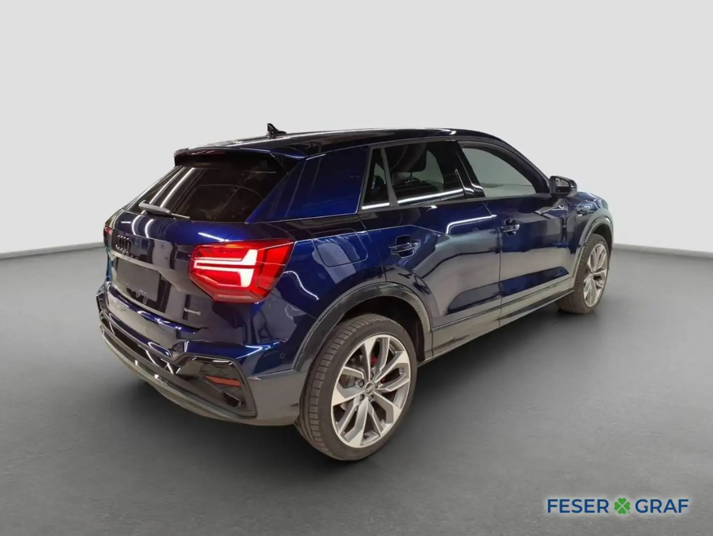 Audi Q2 S line Blau - 2