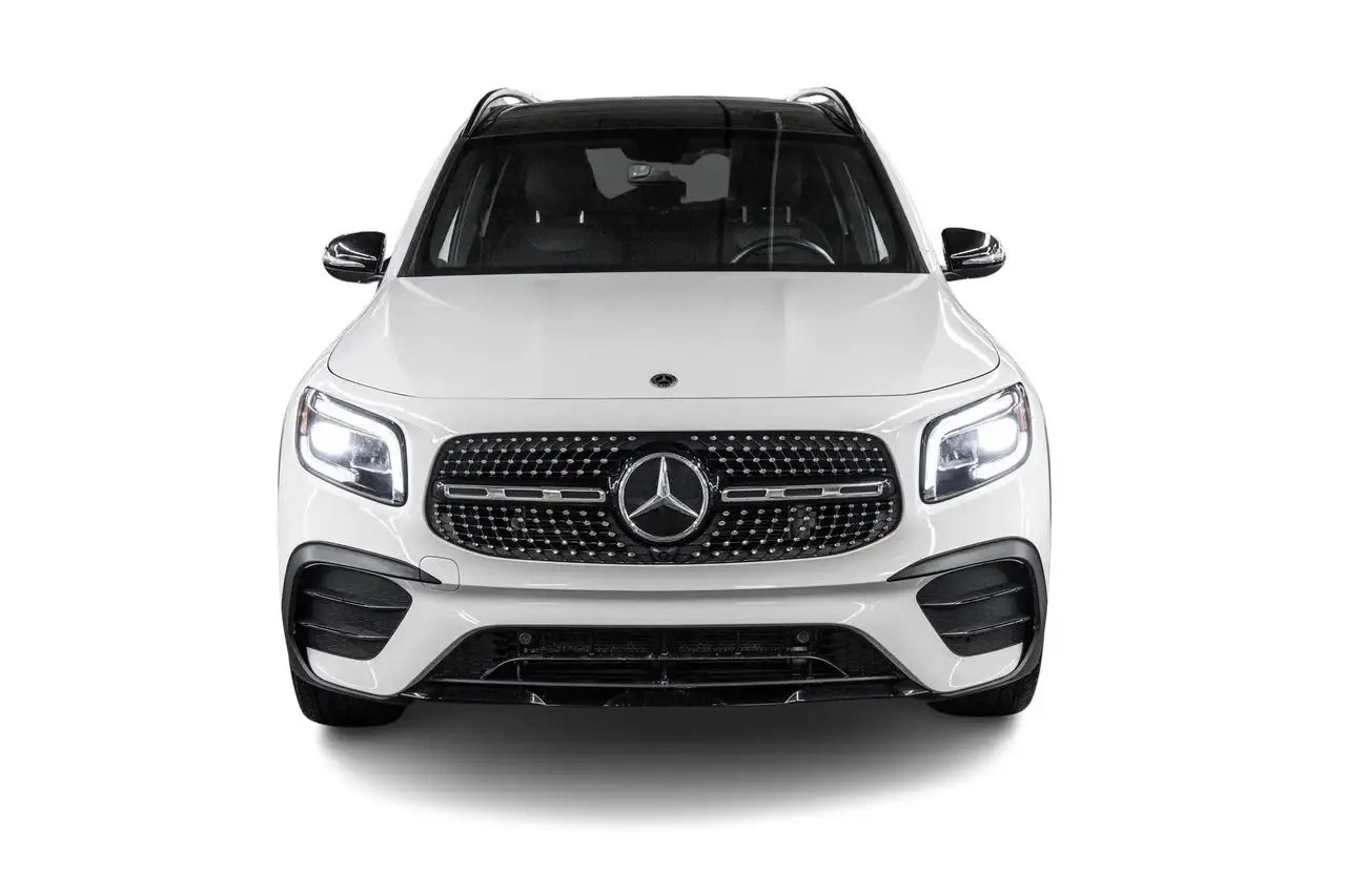 Mercedes-Benz GLB снимка Mercedes-Benz GLB