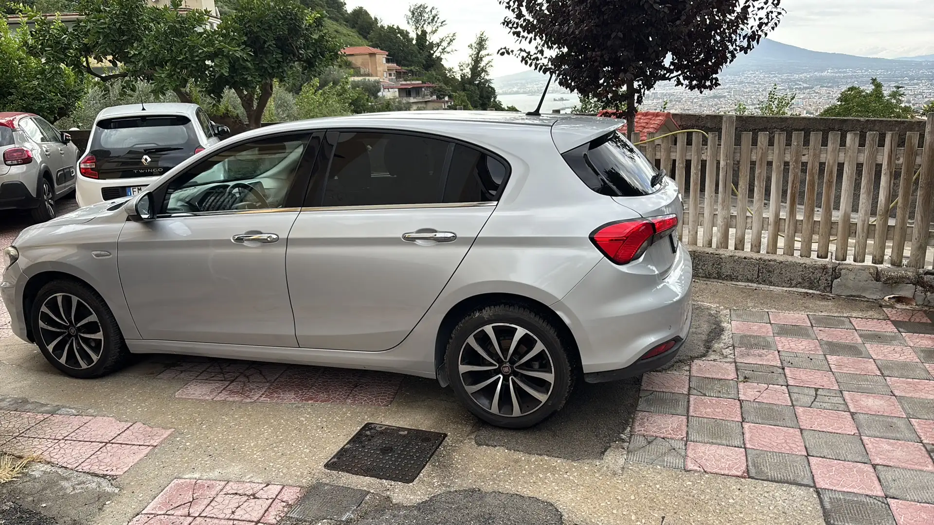 Fiat Tipo Fiat Tipo 5pt 1.6 Multijet 120cv, Lounge. Grau - 2